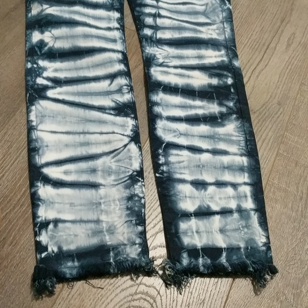NWT  ~ SHOW ME YOUR MUMU Soho Tie-dye Skinny Jeans - Picture 5 of 8